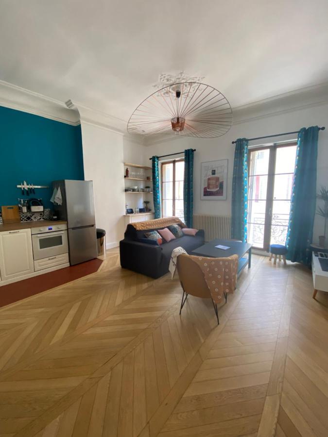 Superbe T2 Haussmannien Au Coeur De Appartement *